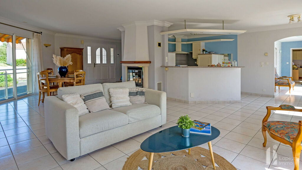Pavillon de Plain Pied 147 m² avec piscine