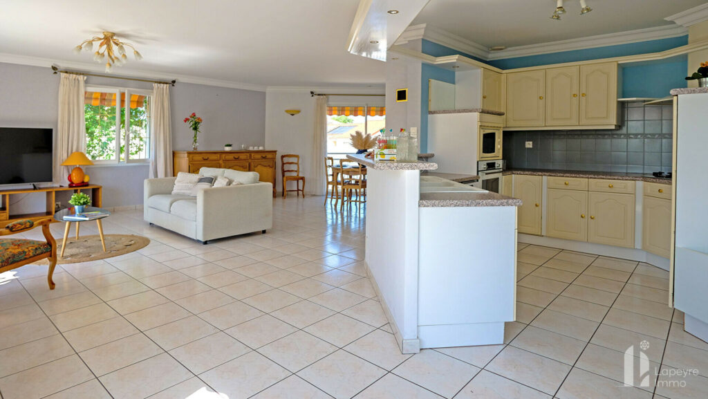 Pavillon de Plain Pied 147 m² avec piscine