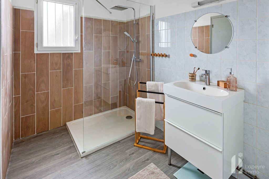 CHARMANTE MAISON DE VILLAGE – 3 pièces – 55 m²