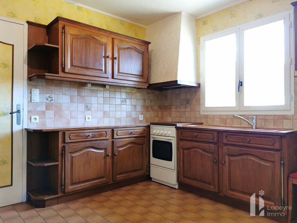 Maison Plain-Pied – 4 chambres – Bourg
