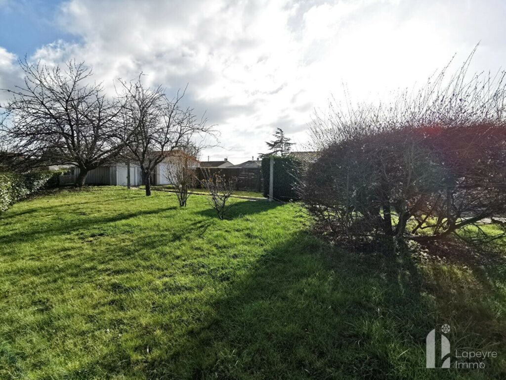 Maison Plain-Pied – 4 chambres – Bourg
