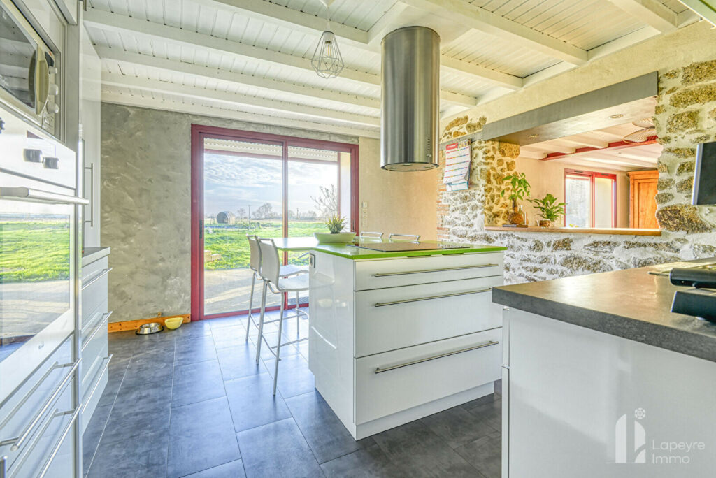 Belle Maison Chaleureuse – 151 m² – 3 chambres + bureau