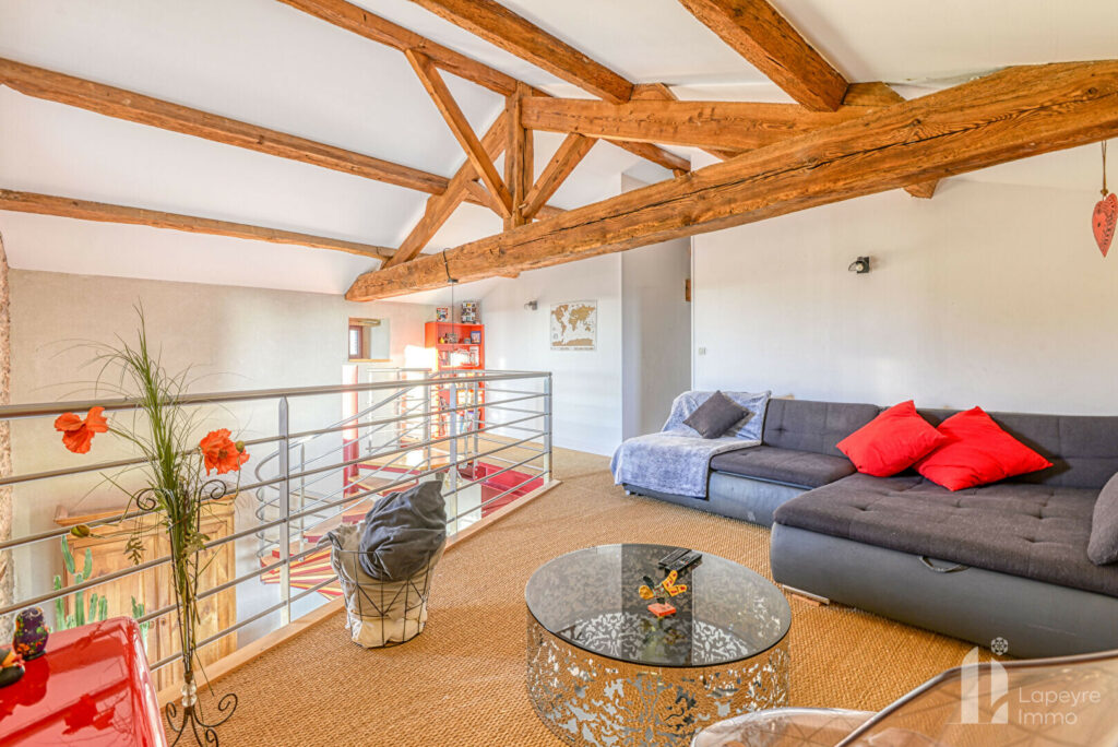Belle Maison Chaleureuse – 151 m² – 3 chambres + bureau