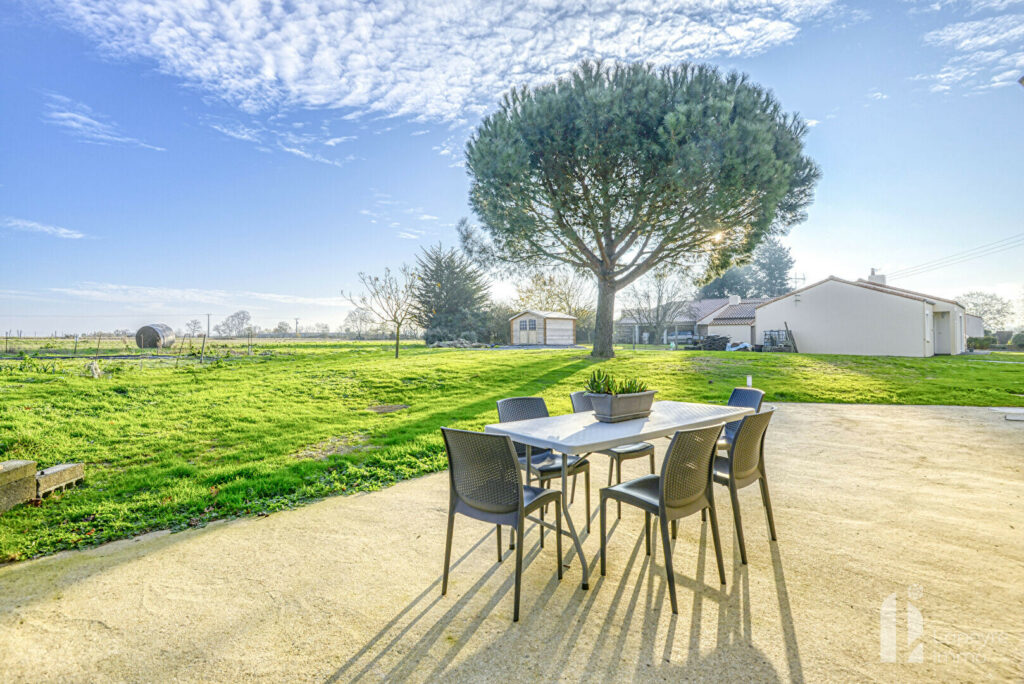 Belle Maison Chaleureuse – 151 m² – 3 chambres + bureau