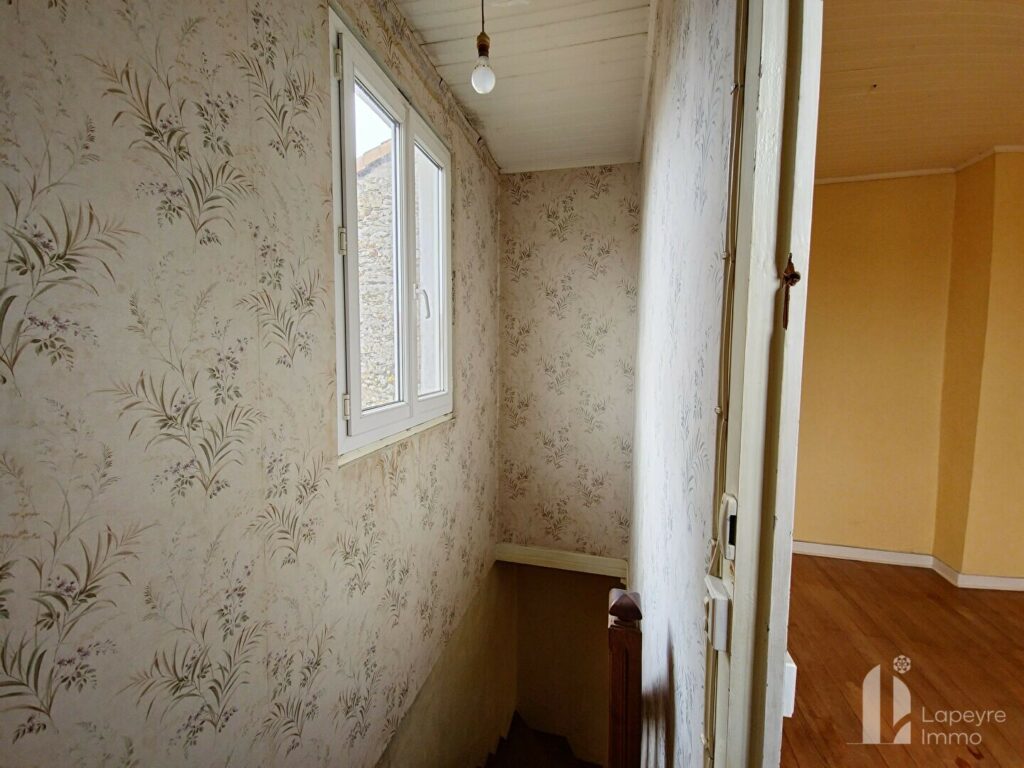 Maison de Bourg – A rénover