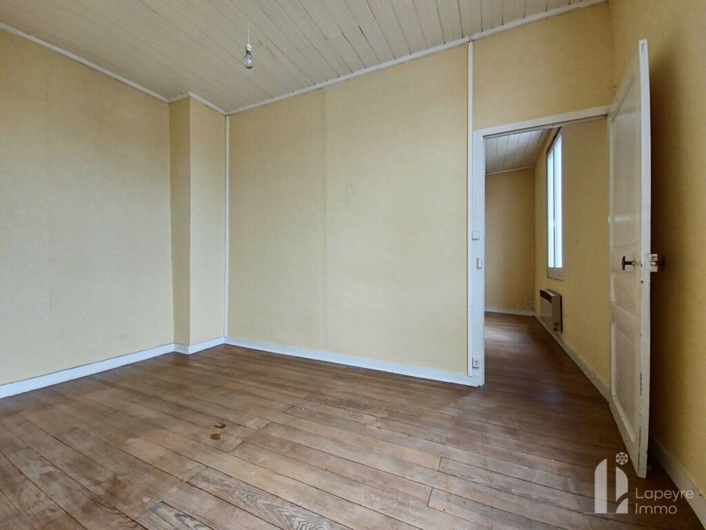 Maison de Bourg – A rénover