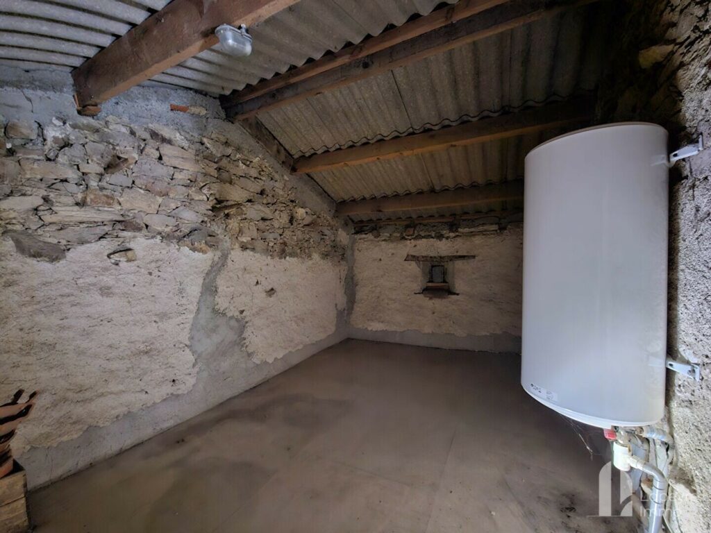 Remouillé – 2 Maisons de Village – à réhabiliter / rénover