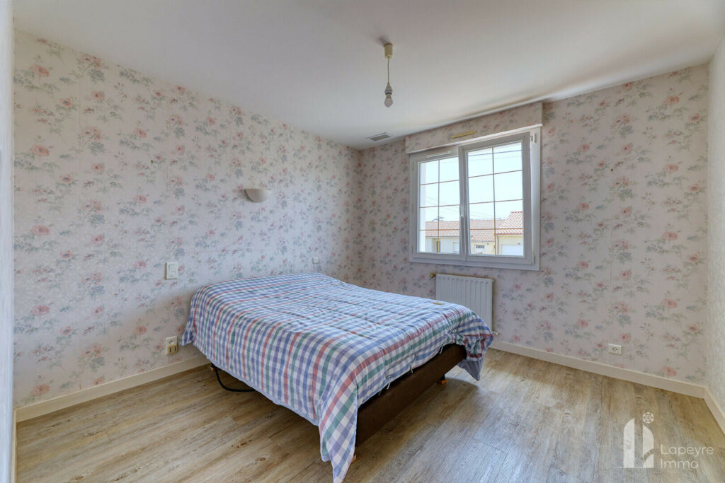 Maison de 120 m² – 3 chambres – Volumes annexes