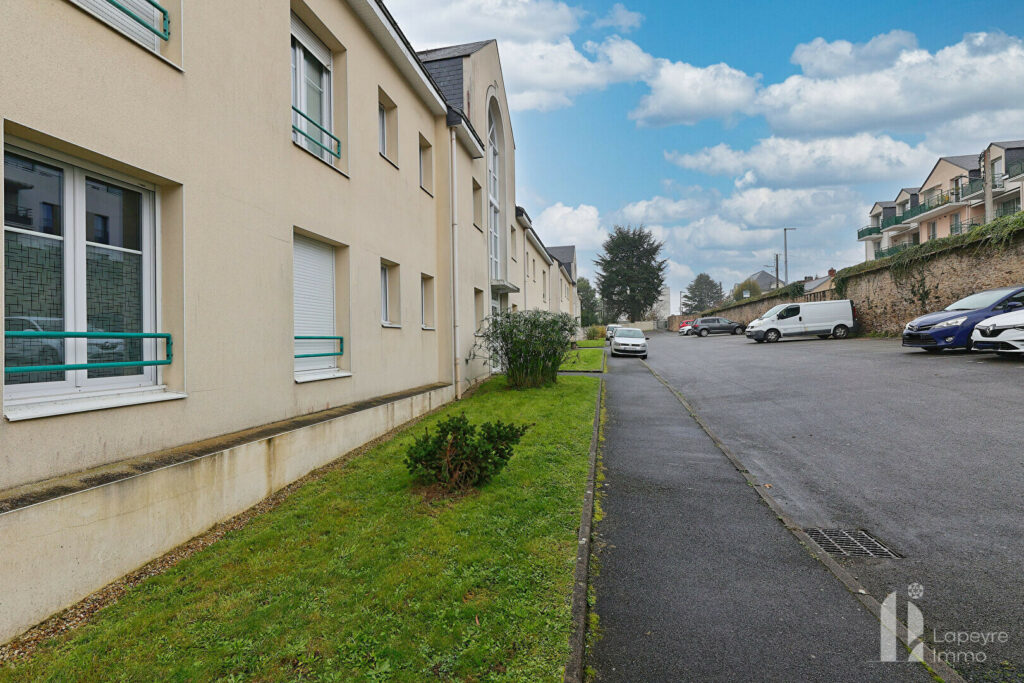 Appartement MEUBLÉ T2 –  38.8 m² – Quartier BEAUTOUR