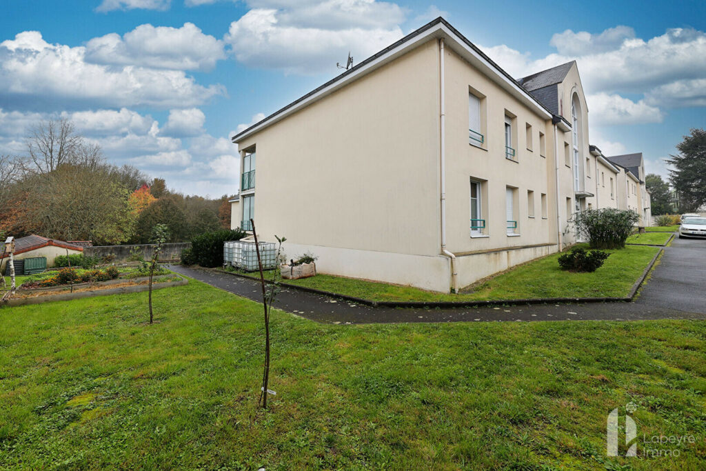 Appartement MEUBLÉ T2 –  38.8 m² – Quartier BEAUTOUR