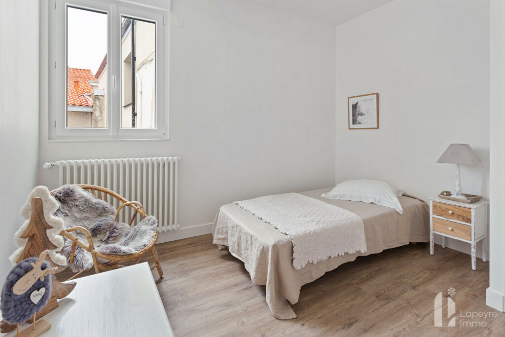 Maison Bourg Rénovée – 100 m² –  3 à 4 chambres
