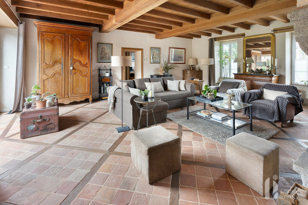 BELLE LONGERE – 5 chambres et suite parentale