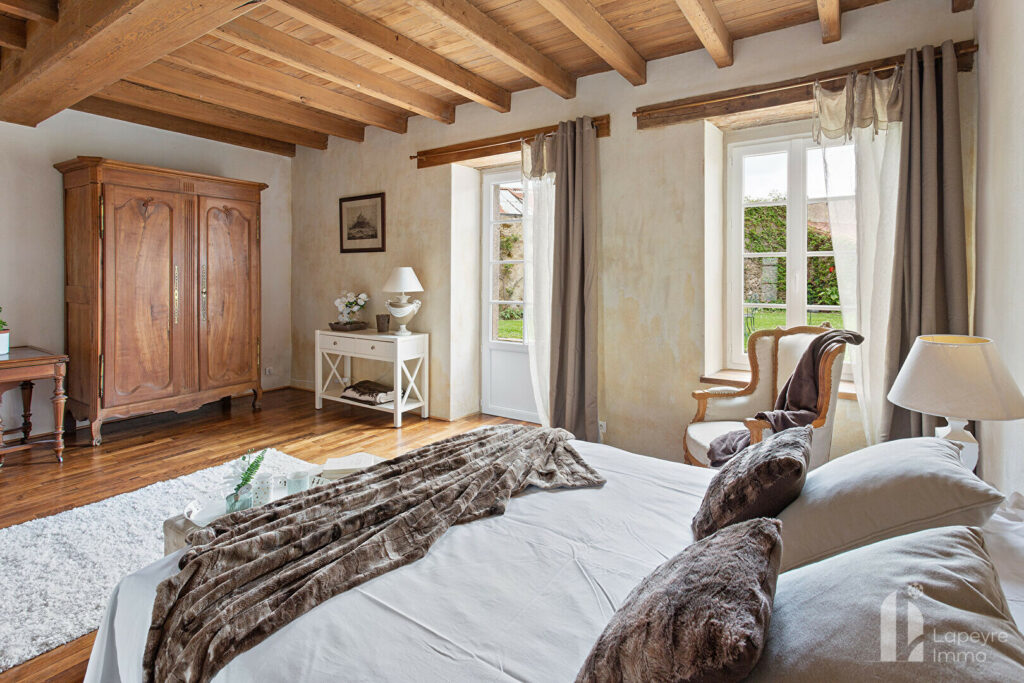 BELLE LONGERE – 5 chambres et suite parentale