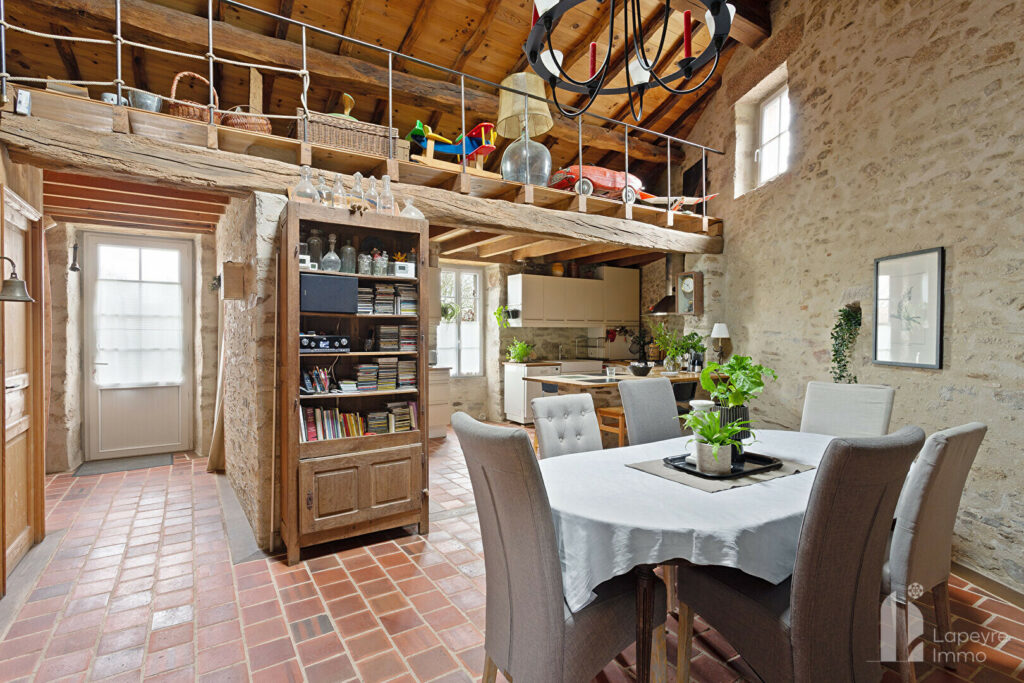 BELLE LONGERE – 5 chambres et suite parentale