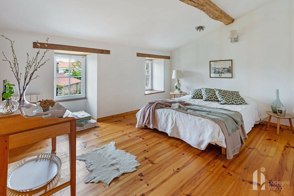 BELLE LONGERE – 5 chambres et suite parentale