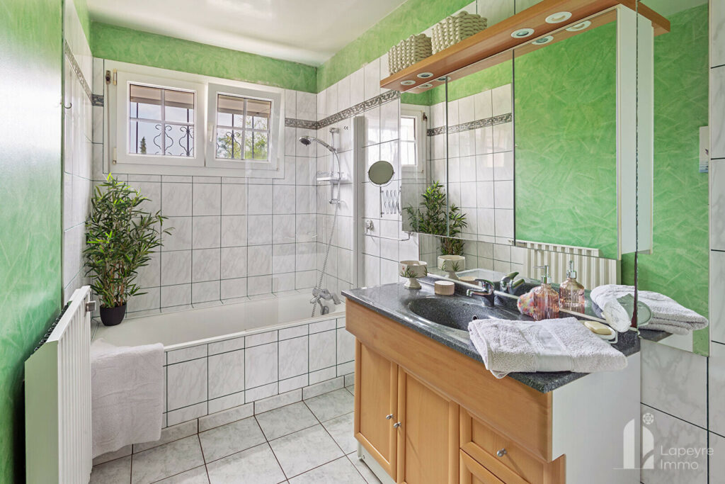Maison de 98 m² nichée au coeur de la verdure
