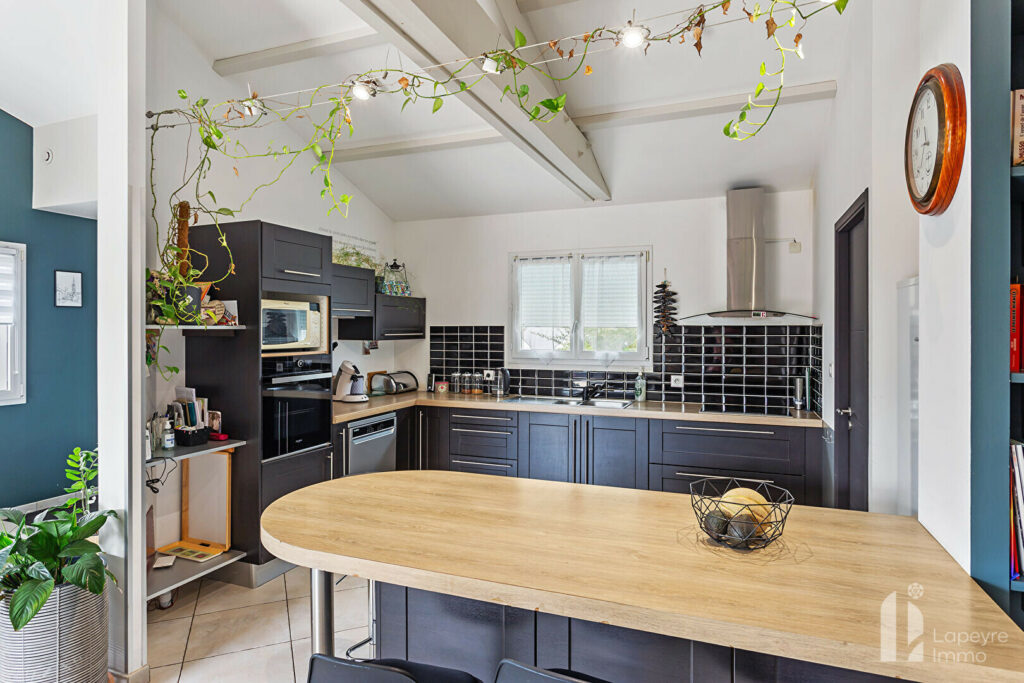 QUARTIER RÉSIDENTIEL – Maison Plain-pied de 127 m²