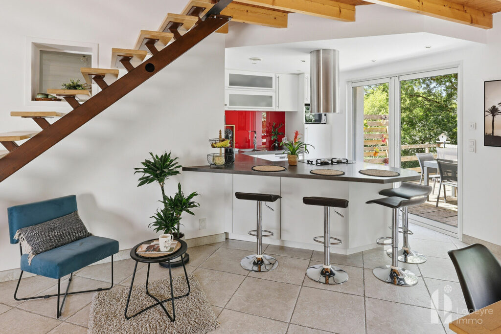 Maison Aigrefeuille Sur Maine 5 pièce(s) 125 m2 – 3 chambres + Mezzanine